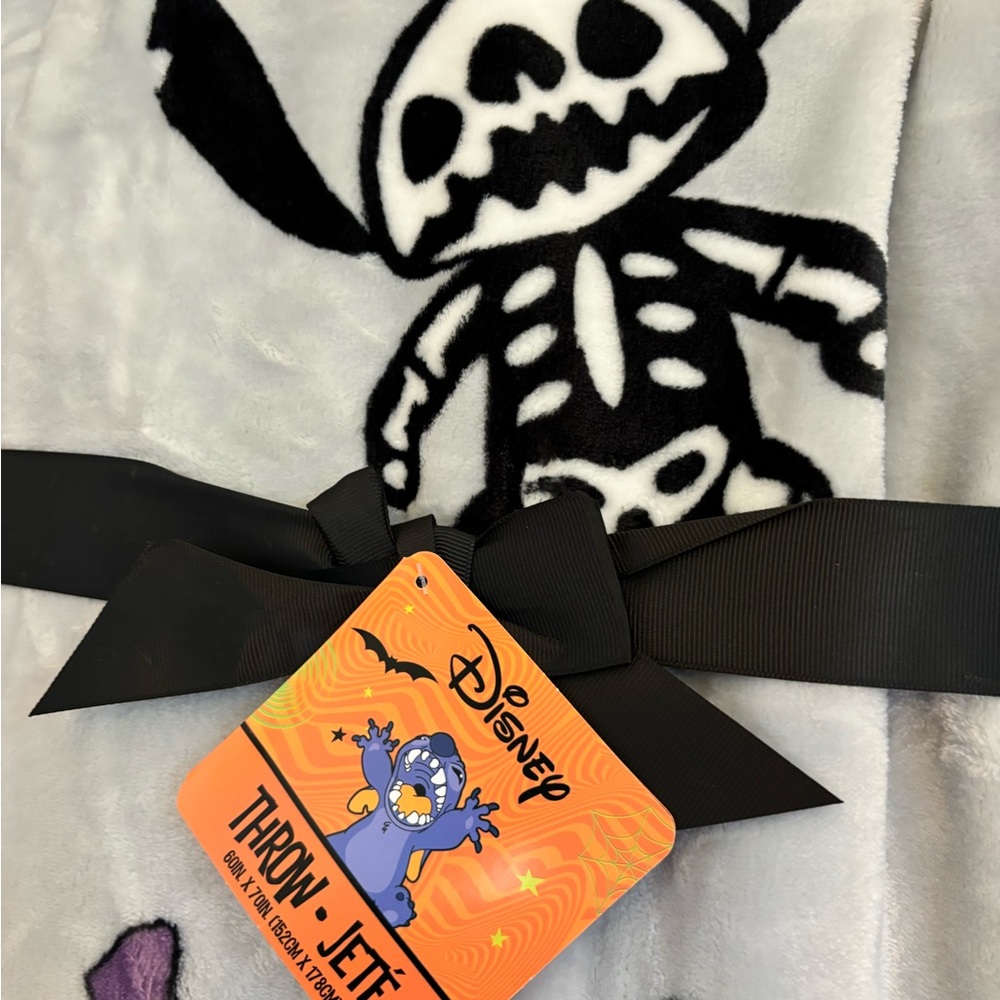 Disney Stitch - Picture 4 of 5